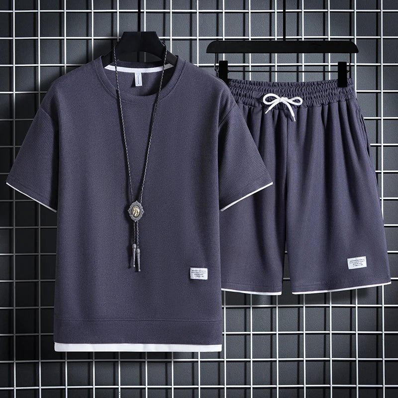 Ensemble haut manches courtes et short