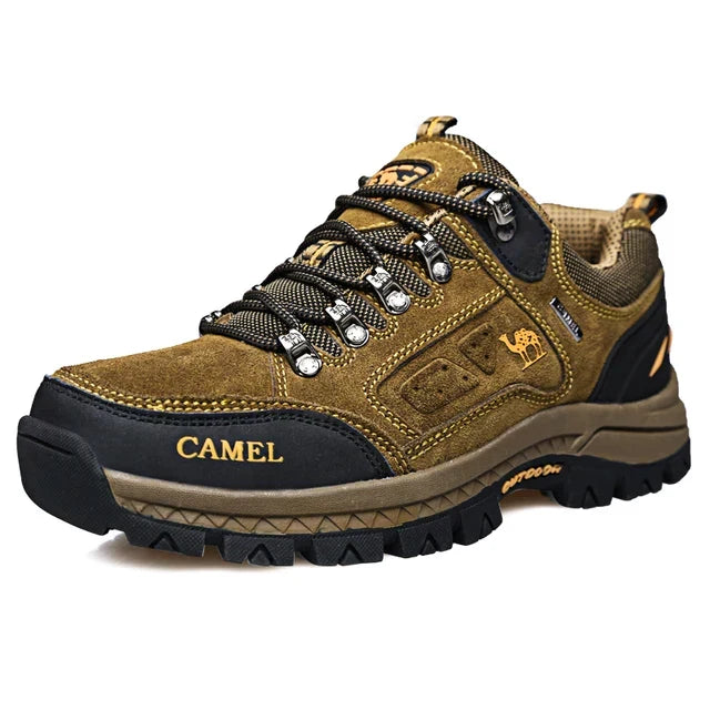 Chaussures de randonnée basses aspect daim