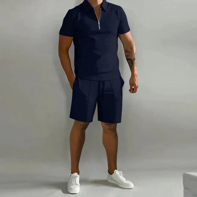 Ensemble polo zippé et short assorti