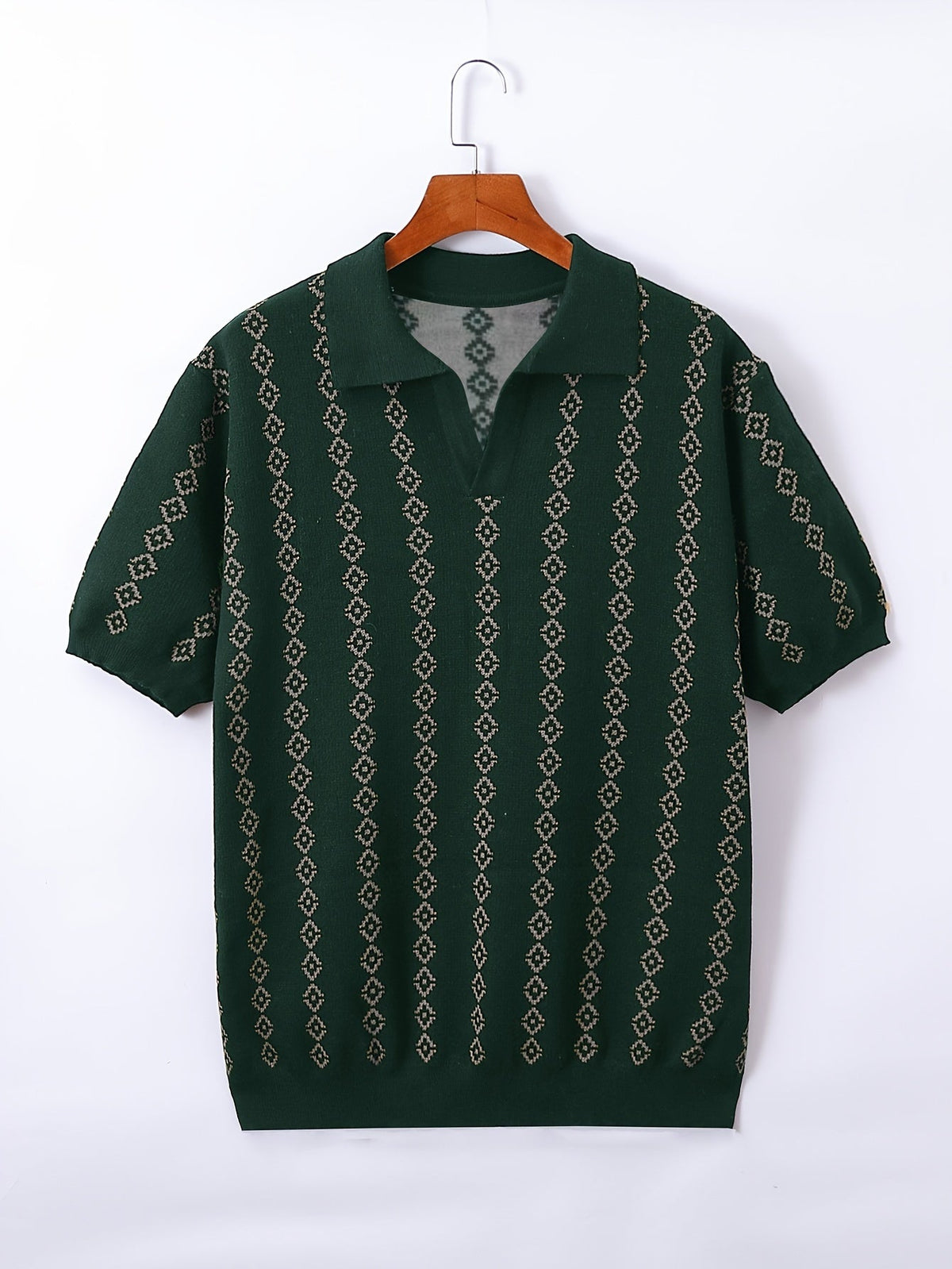 Pull col V à motif géométrique