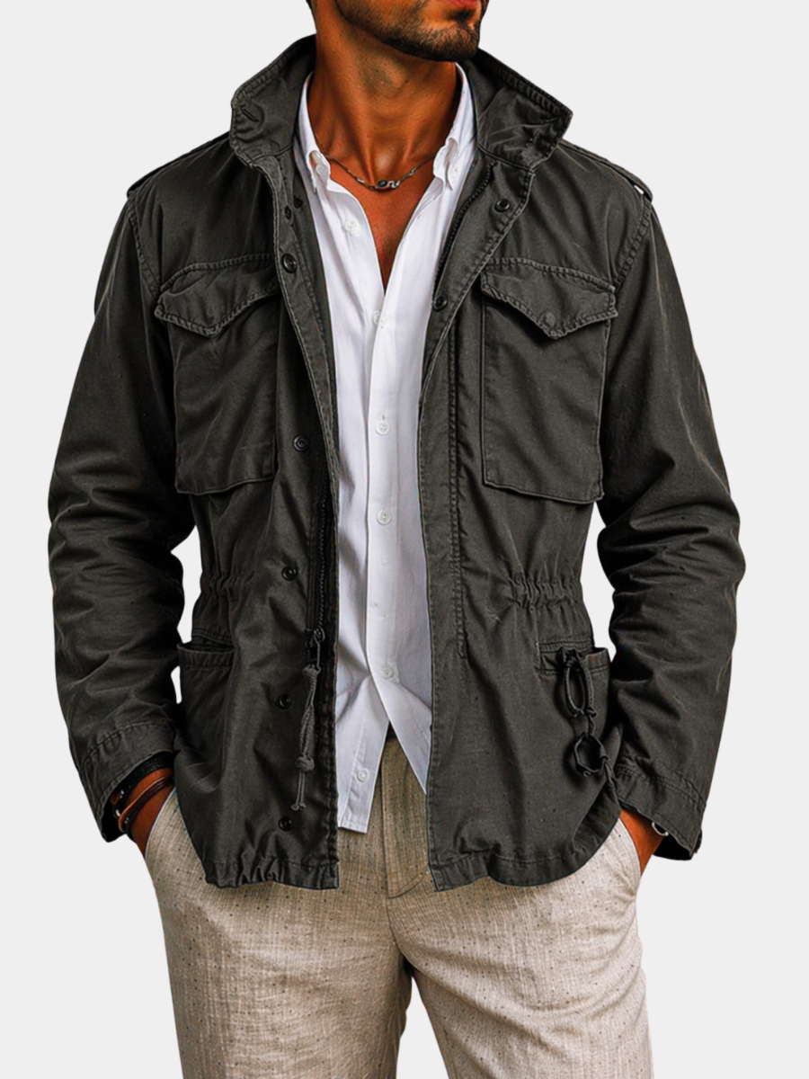 Veste de terrain multipoches à capuche