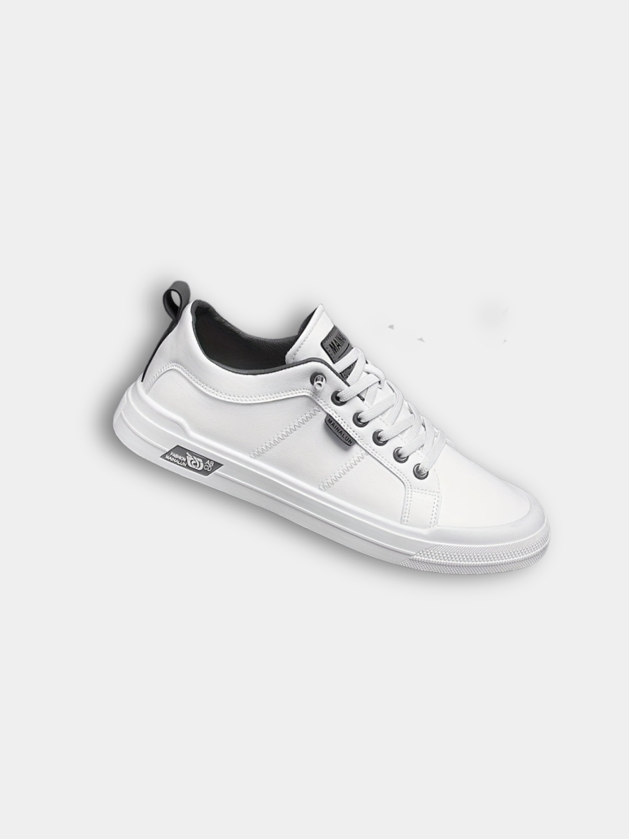 Paire de baskets d'extérieur épurées
