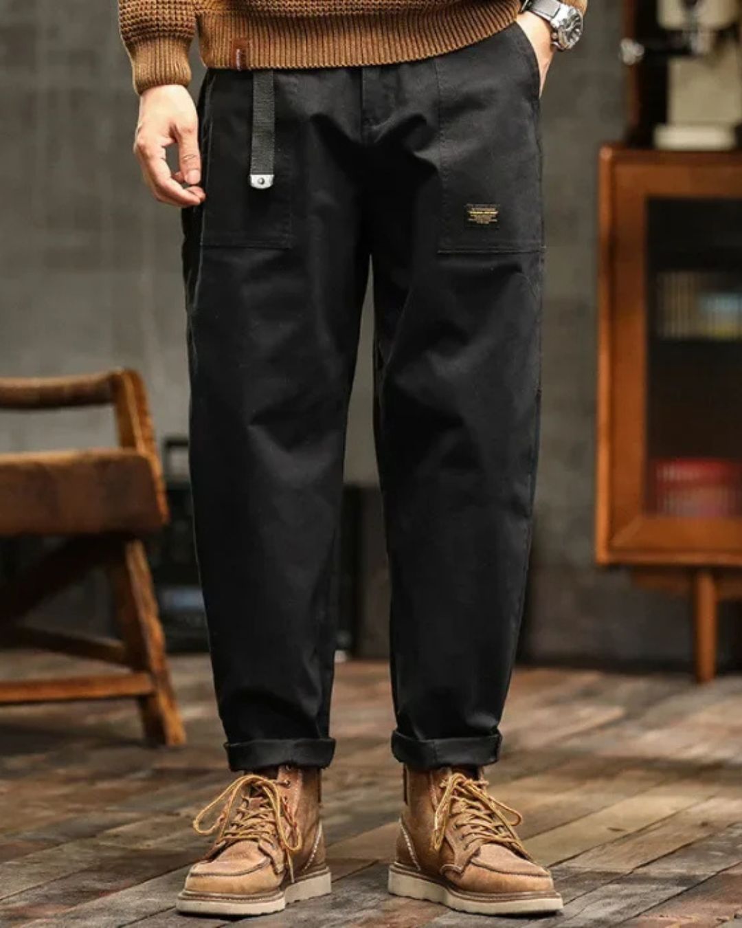 Pantalon cargo noir coupe droite à poches plaquées pour homme – Montorgueil