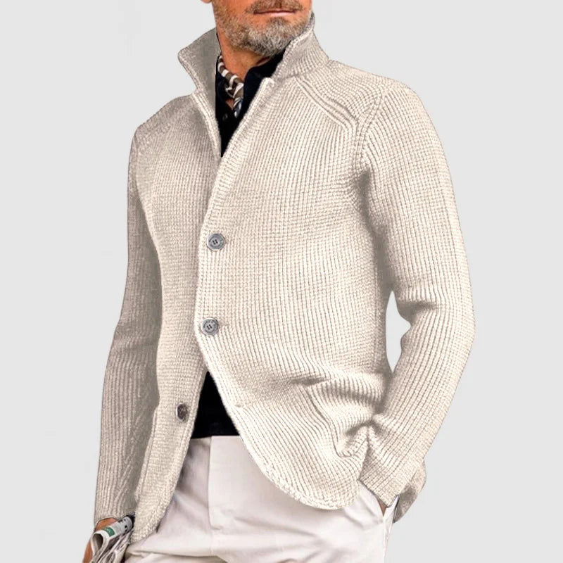Cardigan en maille intemporelle boutonné du bureau à la soirée homme – Le Conquet