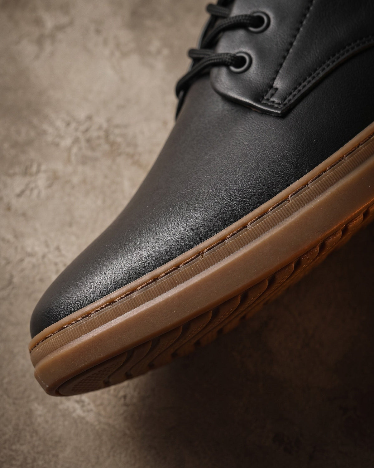 Chaussures à lacets semelle contrastée silhouette intemporelle homme – Castillon