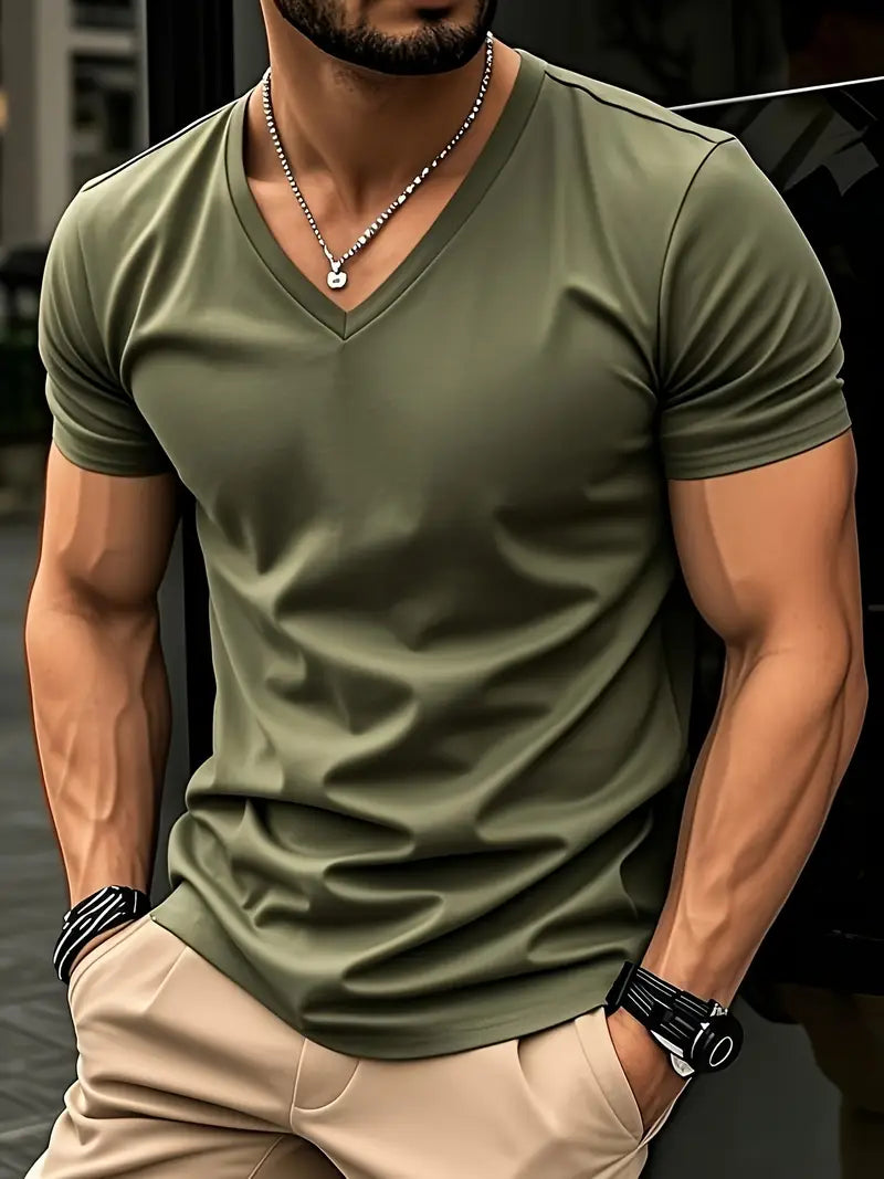 T-shirt col V soigné tissu agréable allure sobre homme – Gièvres