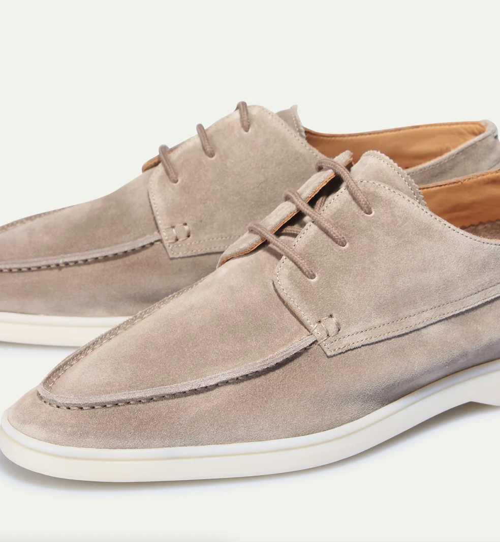 Derbies à lacets en silhouette basse et ligne structurée coloris kaki ou bleu homme – Salies-de-Béarn