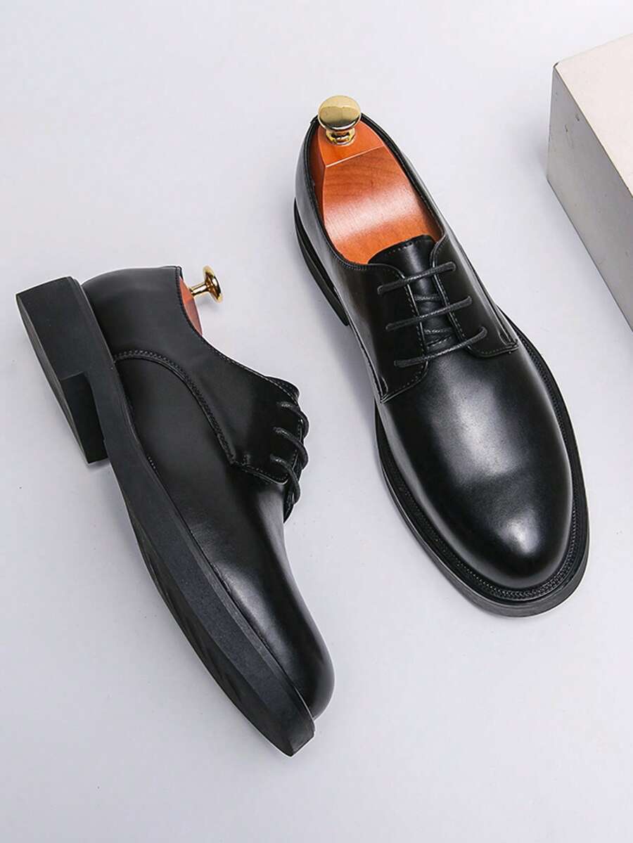 Derbies à bout arrondi semelle plate au style intemporel homme – Mail