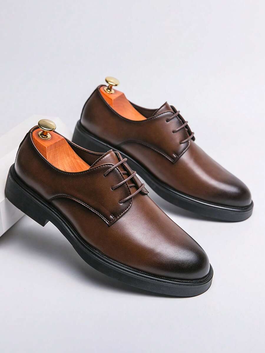 Derbies à bout arrondi semelle plate au style intemporel homme – Mail