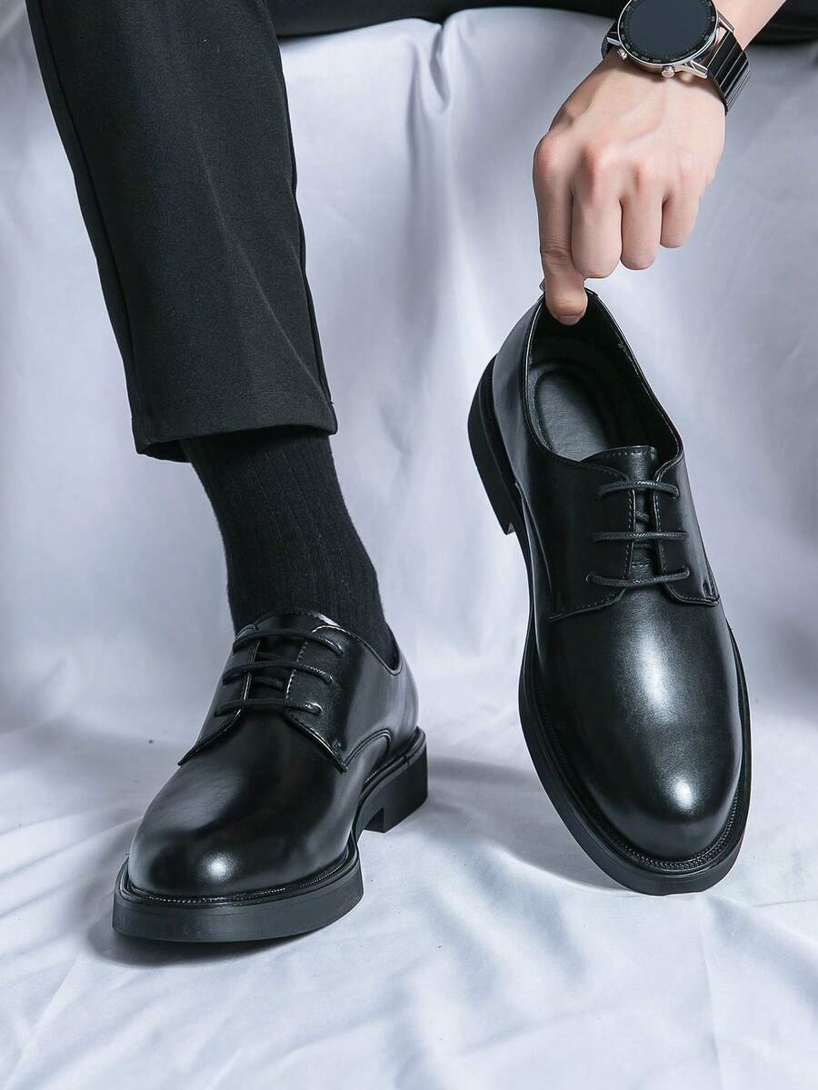 Derbies à bout arrondi semelle plate au style intemporel homme – Mail