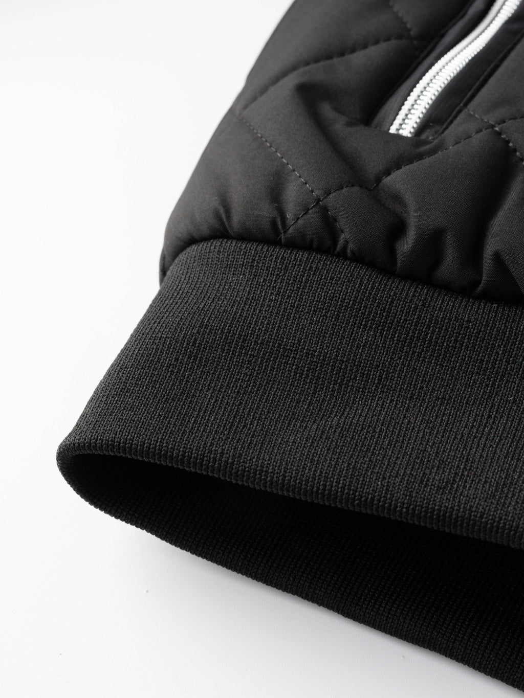 Doudoune courte matelassée style bomber doublure polaire poche zippée homme – Itxassou