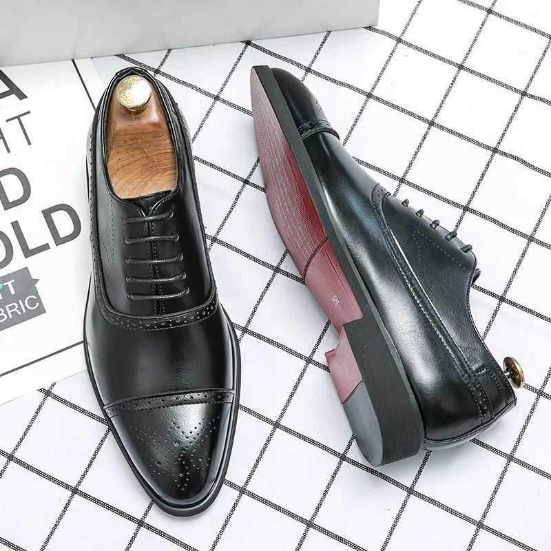 Chaussures à lacets silhouette basse bout perforé homme – Candé