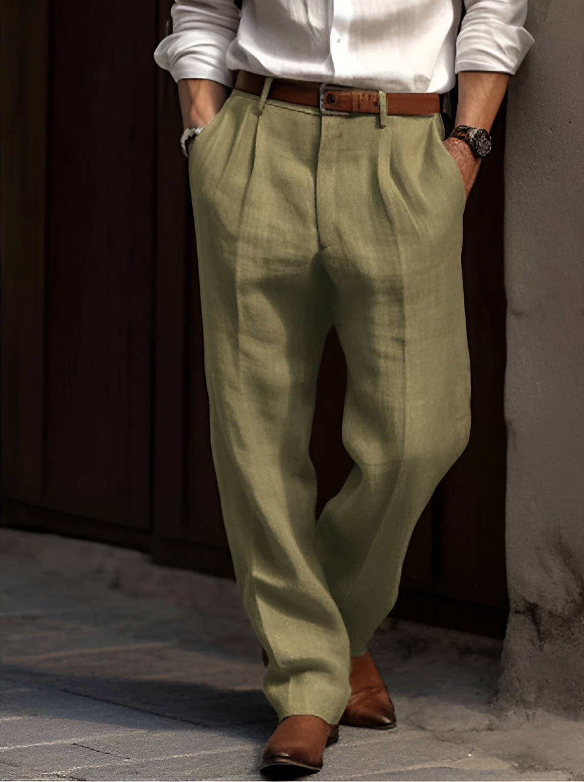 Pantalon à double pli jambe droite au chic discret homme – Caille