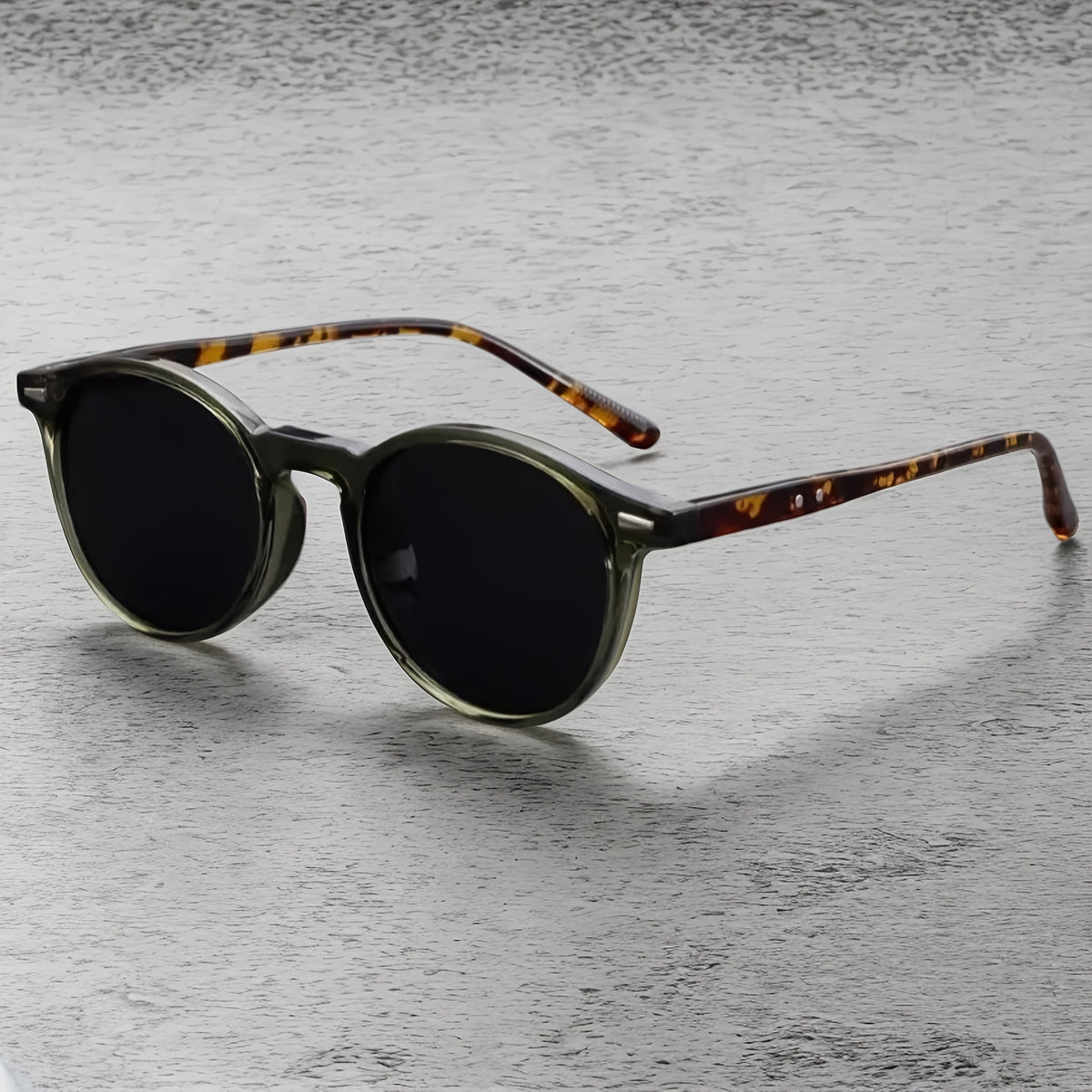 Lunettes de soleil rondes vintage au style intemporel homme – Cap-Martin