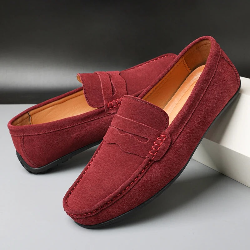 Mocassins raffinés en daim souple à enfiler pour un style discret et soigné homme – Harcourt
