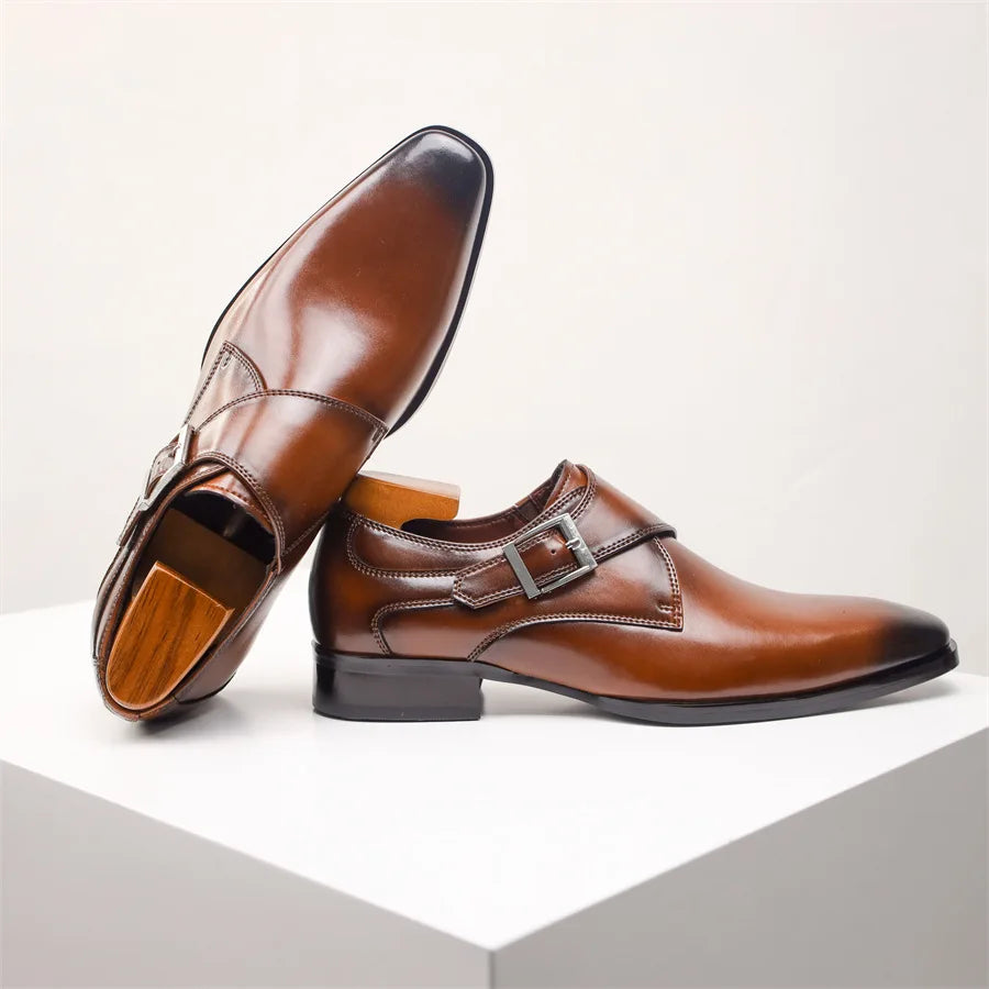Chaussures à boucle bout allongé au chic discret homme – Fréjus