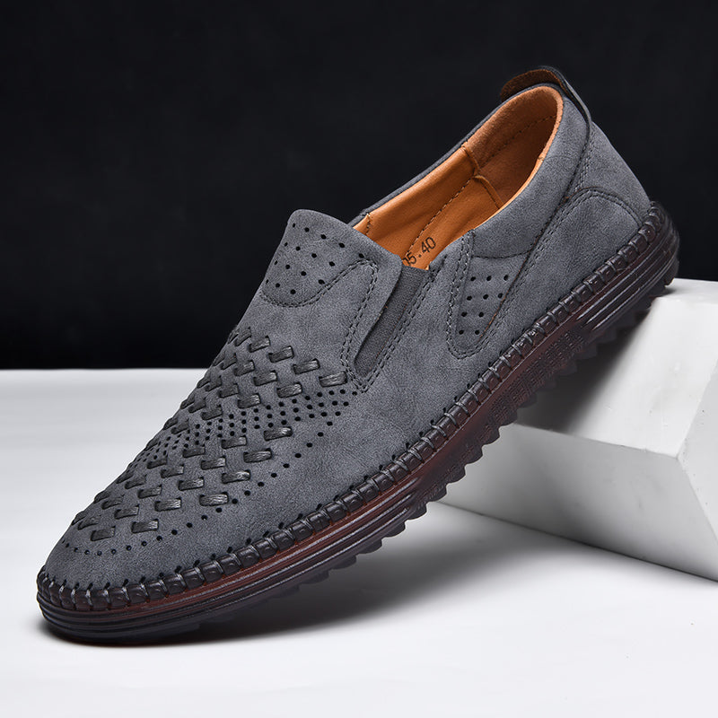 Mocassins ajourés à enfiler empiècements élastiques semelle crantée homme – Peyrehorade