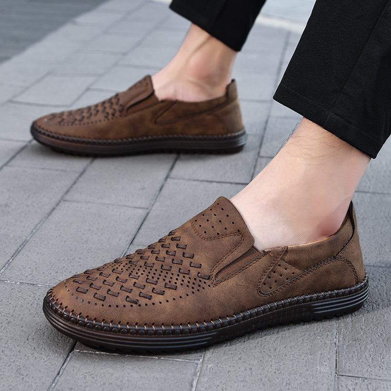 Mocassins ajourés à enfiler empiècements élastiques semelle crantée homme – Peyrehorade