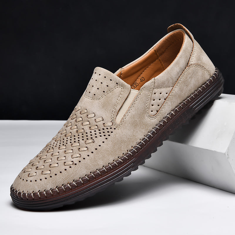 Mocassins ajourés à enfiler empiècements élastiques semelle crantée homme – Peyrehorade