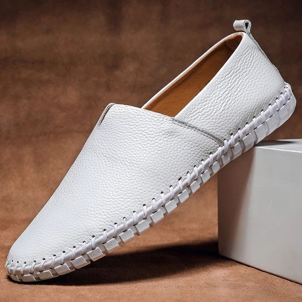 Mocassins à enfiler texturés coutures contrastées semelle crantée homme – Vézelais