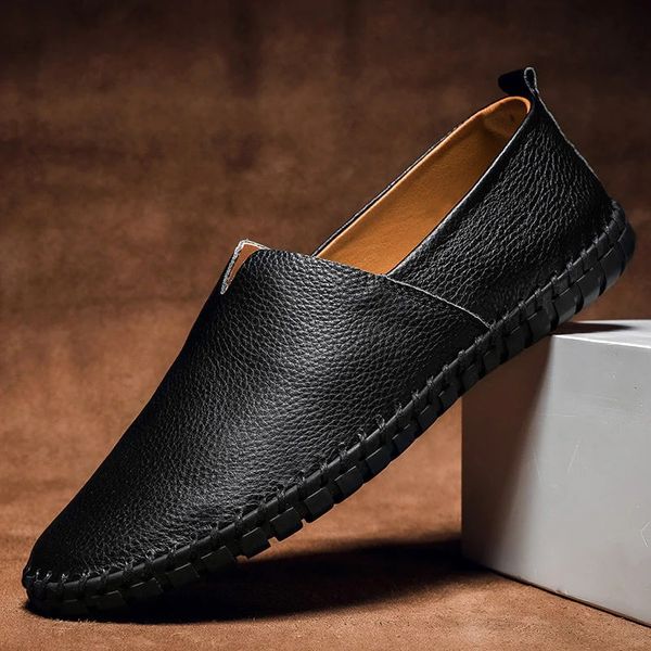 Mocassins à enfiler texturés coutures contrastées semelle crantée homme – Vézelais