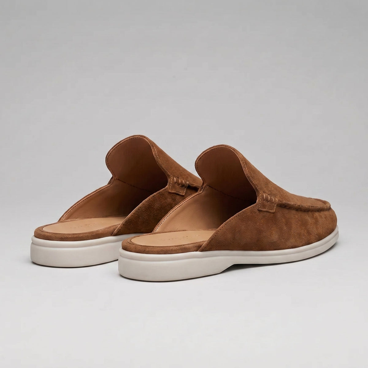 Mules mocassins à enfiler talon ouvert au chic discret homme – Oppède