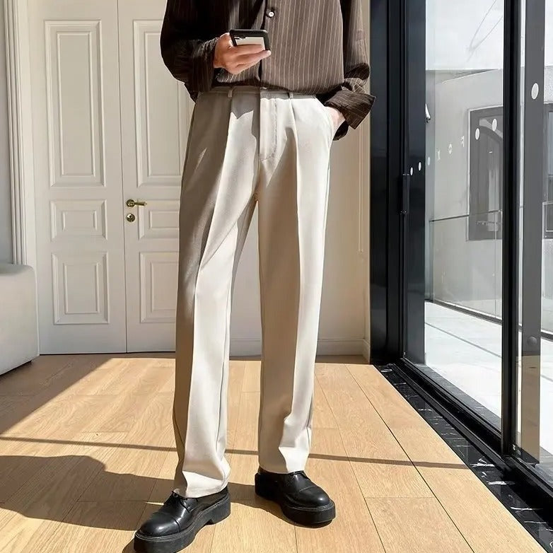 Pantalon à plis taille à passants coupe droite boutonné homme – Combourg