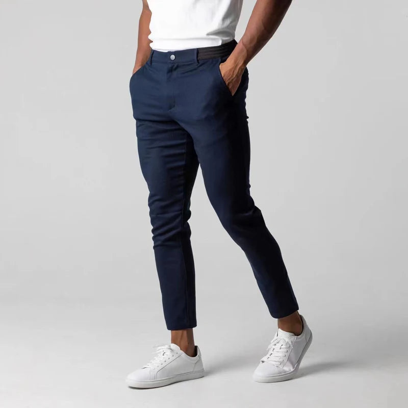 Pantalon coupe ajustée jambes fuselées longueur légèrement raccourcie homme – Givry