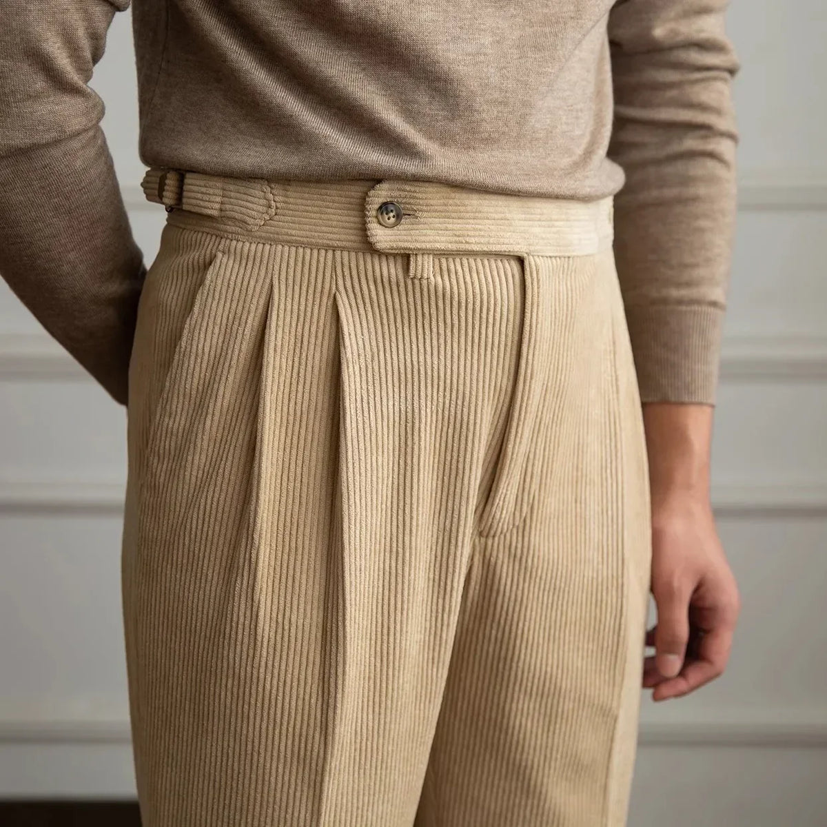 Pantalon à pinces en velours côtelé coupe droite homme – Fontenay