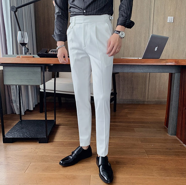 Pantalon habillé à pinces coupe fuselée