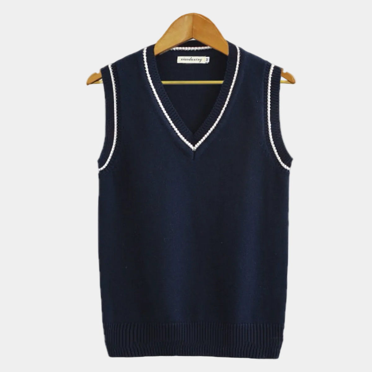 Pull sans manches col V en maille pour le quotidien homme – Barcelonnette