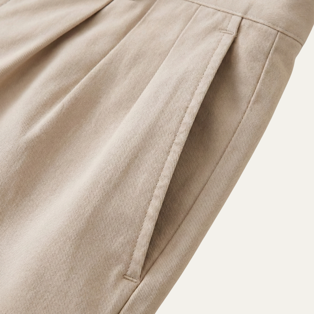 Short à pinces fermeture boutonnée et zippée homme – Madeleine