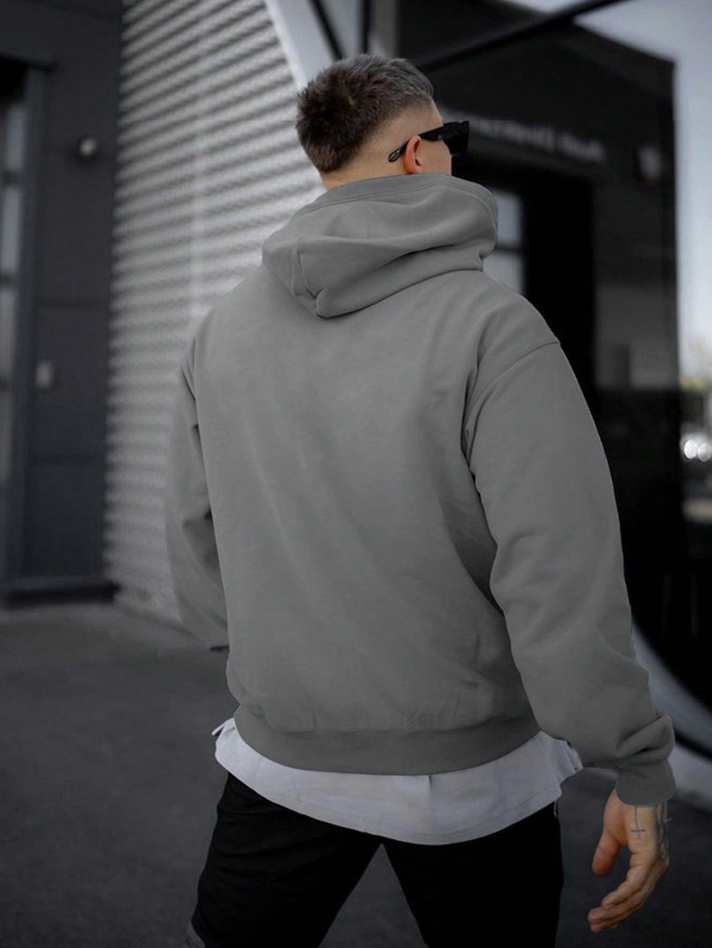 Hoodie oversize uni à capuche ample coupe urbaine confortable homme – Cérons
