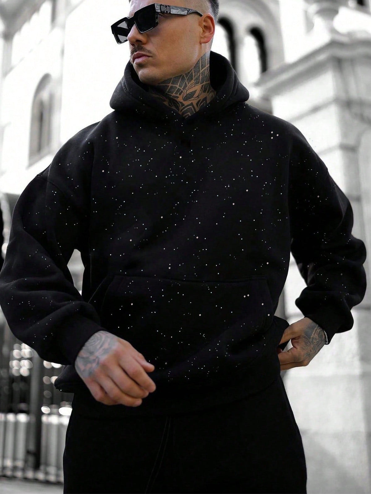 Hoodie oversize uni à capuche ample coupe urbaine confortable homme – Cérons