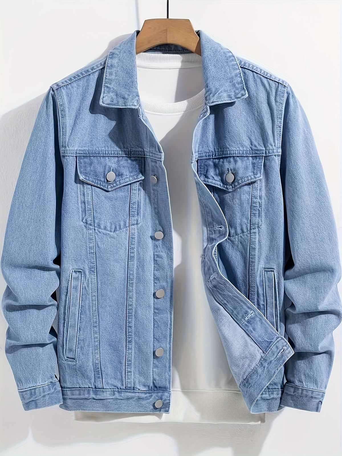Veste en jean boutonnée à col classique coupe droite homme – Pessac