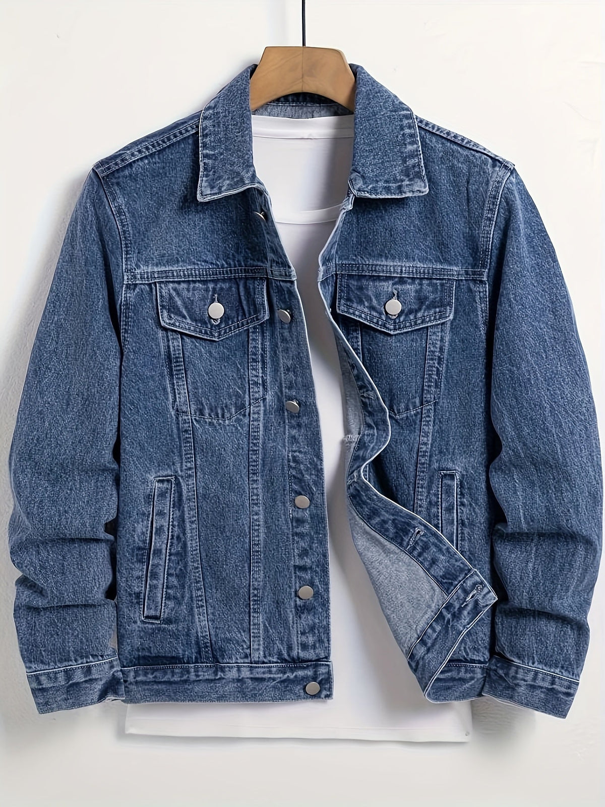 Veste en jean boutonnée à col classique coupe droite homme – Pessac