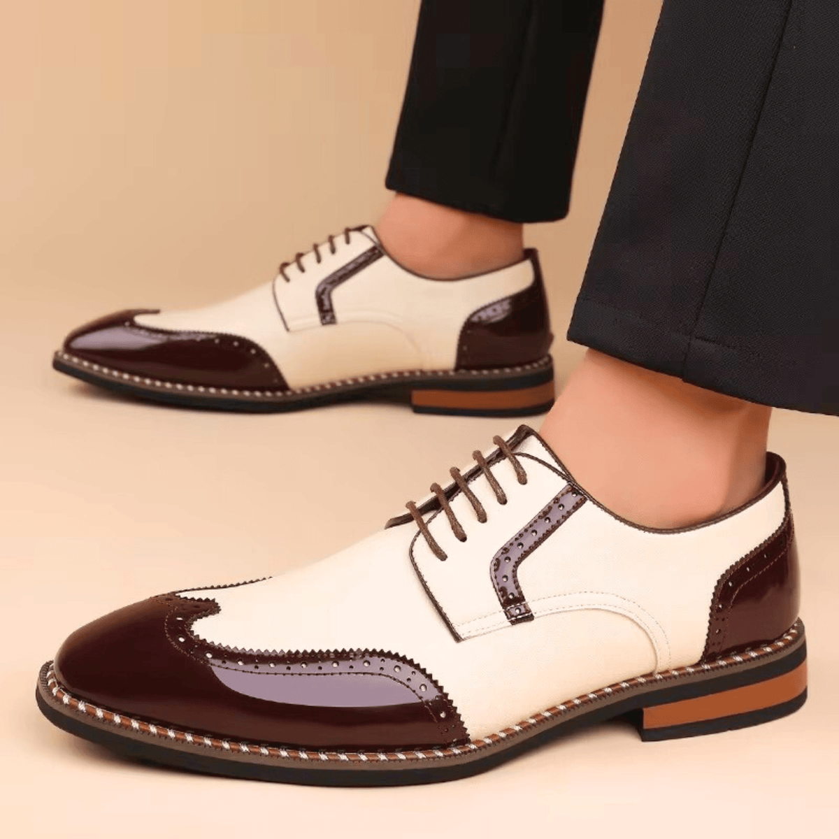Chaussures richelieu bicolores à lacets
