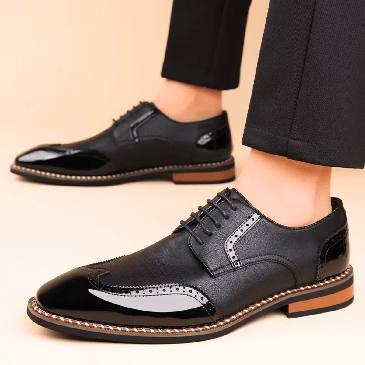 Chaussures richelieu bicolores à lacets