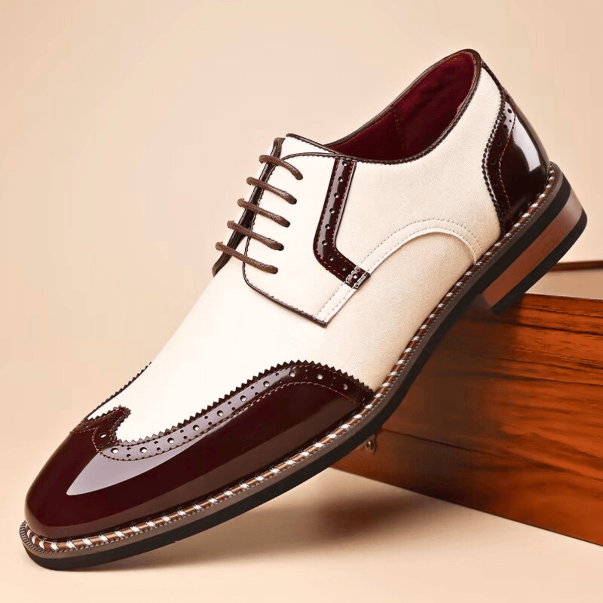 Chaussures richelieu bicolores à lacets